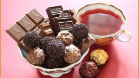Сладости к чаю при сахарном диабете: мед и горький шоколад