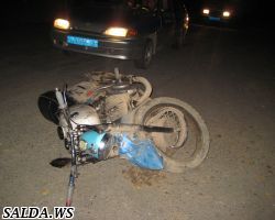 12 сентября 2014 года в 21 час 30 минут на окраине Нижней Салды  погиб 18-летний мотоциклист
