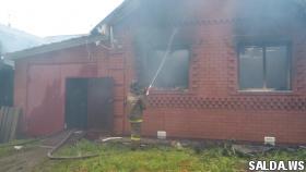Пожар в жилом доме г. Нижняя Салда по ул. 22 Съезда