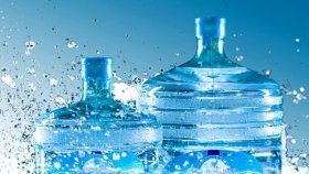 Почему сегодня так популярны услуги по доставке бутилированной воды на дом