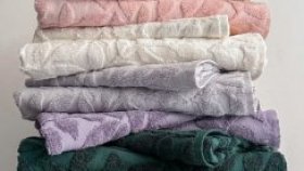 Как выбрать хорошее банное полотенце: советы и рекомендации