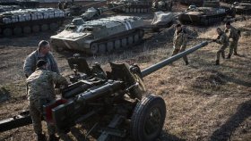 Жители оккупированного Донбасса потребовали убрать украинскую военную технику из жилых районов