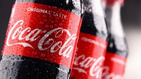 Американка считает, что кока-кола — это напиток долгожителей
