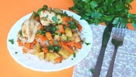 Легкие и впечатляющие куриные обеды с овощами и картофелем