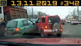 Новые записи АВАРИЙ и ДТП с АВТО видеорегистратора #342 [car crash November] 13.11.2019