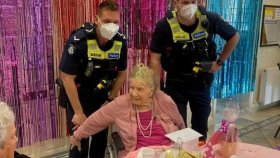 Полицейскими была задержана 100-летняя австралийка, которая всегда мечтала о своем аресте