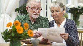 В дом престарелых за пенсию и без согласия