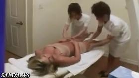 Массаж с втиранием масел в 4 руки