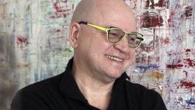 Рустэм Султанов пригласил своих слушателей в весну новой песней &quot;Произошло&quot;