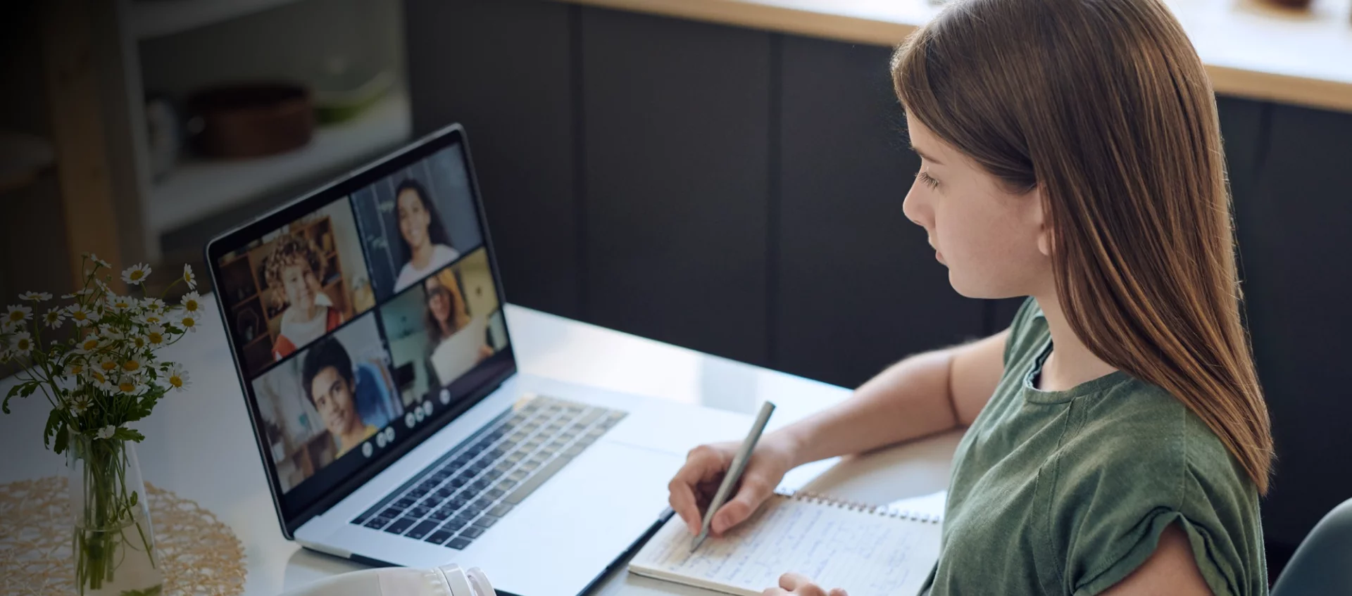 Почему онлайн-школа - лучший выбор для некоторых детей: анализ целевых групп