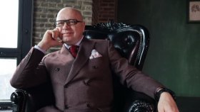 “Колыбельная папы” - так называется новая песня Рустэма Султанова