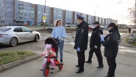 Сотрудники полиции в майские праздники следили за соблюдением режима самоизоляции жителями Верхней Салды.