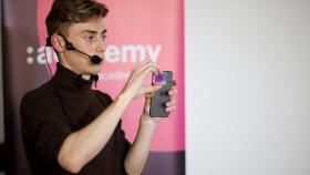 Блогеры, фотографы и режиссеры провели тесты iPhone 11 в Академии re:Store