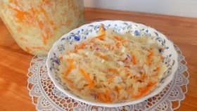 Квашеная капуста в рассоле в банке