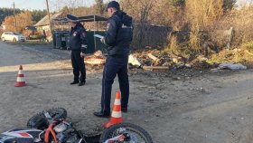Беспечность взрослых привела к гибели подростка за рулем подаренного питбайка
