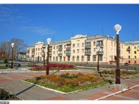 Площадь у дворца