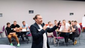 Мотивация внутренних экспертов: 3 способа поддержать вовлеченность на высоте