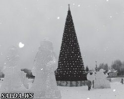 Новогодний городок в Верхней Салде