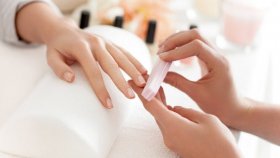 Как сделать маникюр гель-лаком в домашних условиях: практические рекомендации