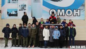 Салдинские подростки посетили базу Нижнетагильского ОМОНа и музей УВЗ