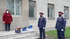 В канун Дня Великой Победы постояльцев дома-интерната для пожилых лиц навестили Брянские следователи