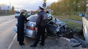 Свердловская Госавтоинспекция устанавливает обстоятельства смертельного ДТП в Нижнем Тагиле