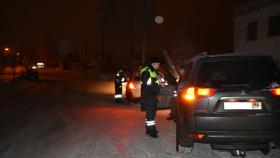 Инспекторы ГИБДД напоминают, что тонировка свыше разрешенных норм  является нарушением