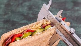 Почти половина россиян признались, что готовы заключить пари на похудение