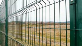 Покупка 3Д забора в Екатеринбуге – функциональная и эстетичная альтернатива сетке