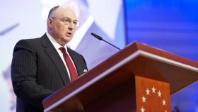 Вячеслав Кантор: карьера и личная жизнь