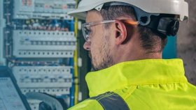 Промышленные электромонтажные работы в Москве