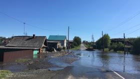 В домах, которые люди оставили из-за стихийного бедствия, орудуют мародёры