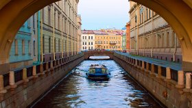 Водные экскурсии по Питеру