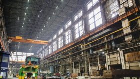 В кузнечном комплексе светлеет.