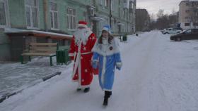 Полицейские Дед Мороз и Снегурочка поздравили ребятишек  из опекаемых семей и семей в сложной жизненной ситуации  с Новым годом