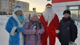 Госавтоинспекция Верхней Салды принимает участие в акции  «Полицейский Дед Мороз»