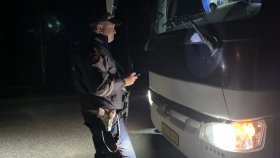 Сотрудники Госавтоинспекции устанавливают обстоятельства смертельного ДТП вблизи Верхней Пышмы