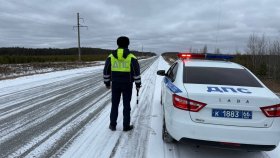 Госавтоинспекция Свердловской области сообщает о введении ограничений движения для всех видов транспорта на федеральной трассе Пермь - Екатеринбург