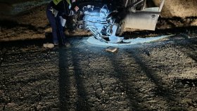 Сотрудники Госавтоинспекции Артинского района устанавливают обстоятельства ДТП со смертельным исходом